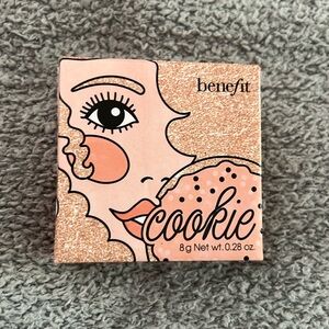 Benefit Cookie Highlighter